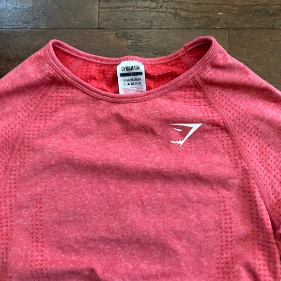 GYMSHARK- vital crop top, red, size small-EUC - Picture 2 of 11